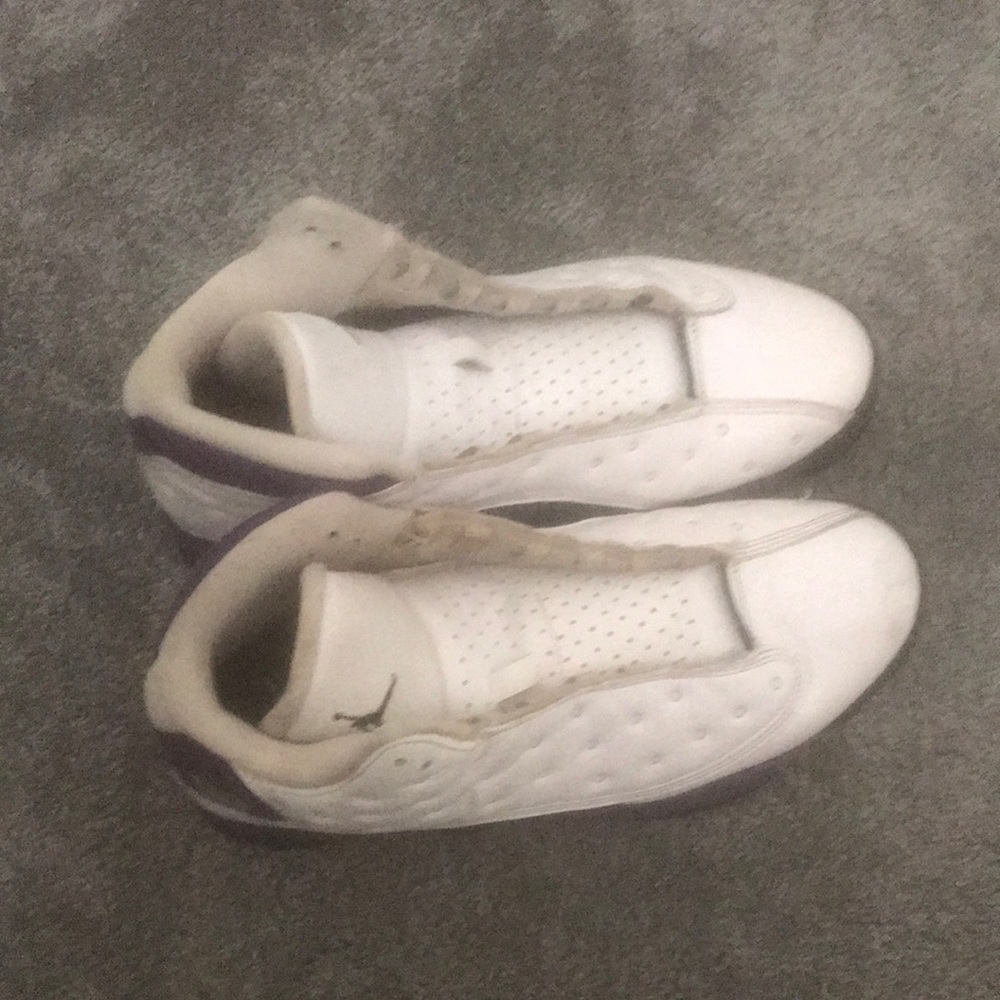 Jordan 13 retro lakers purple white size 9 - Picture 1 of 6